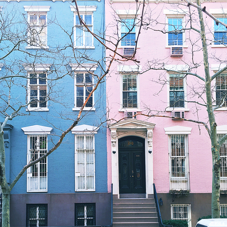 colorful-buildings-in-new-york-city