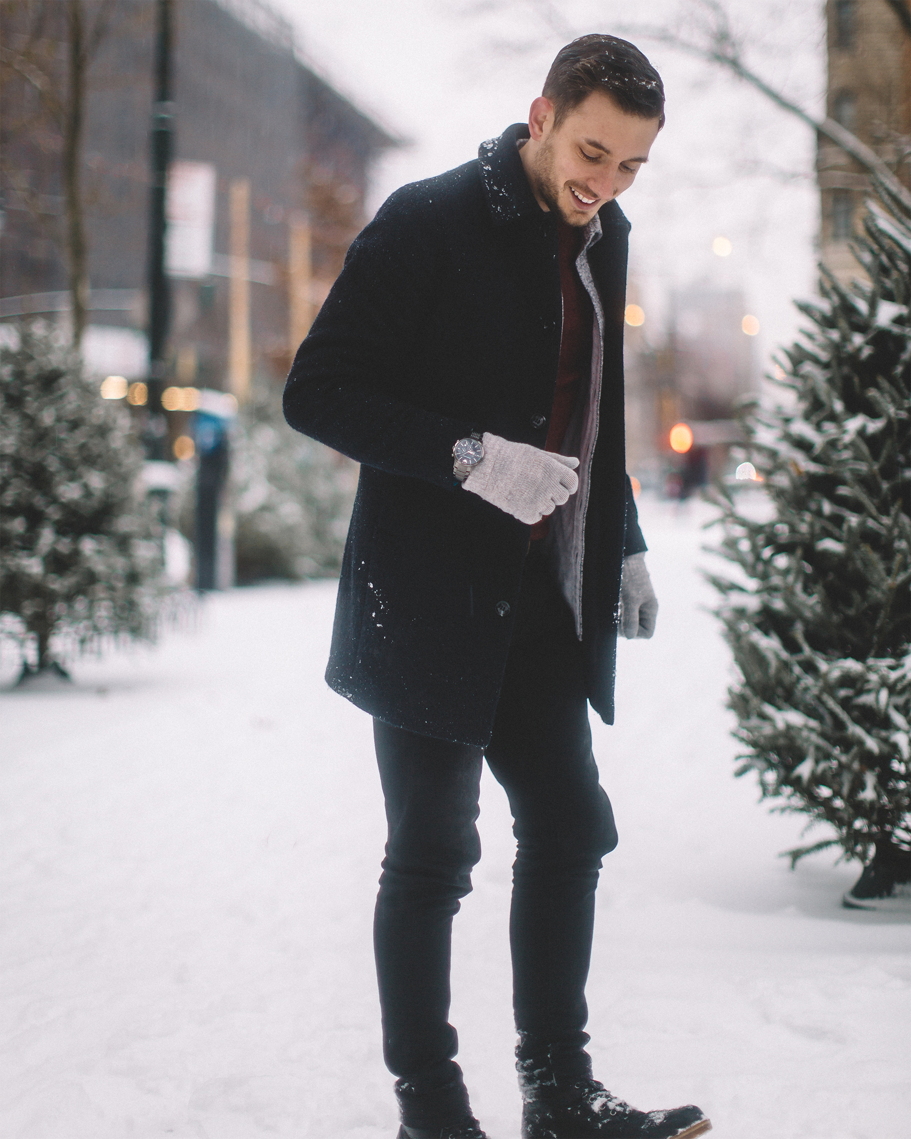 Snow Boots Winter Outfits For Men (12 ideas & outfits)