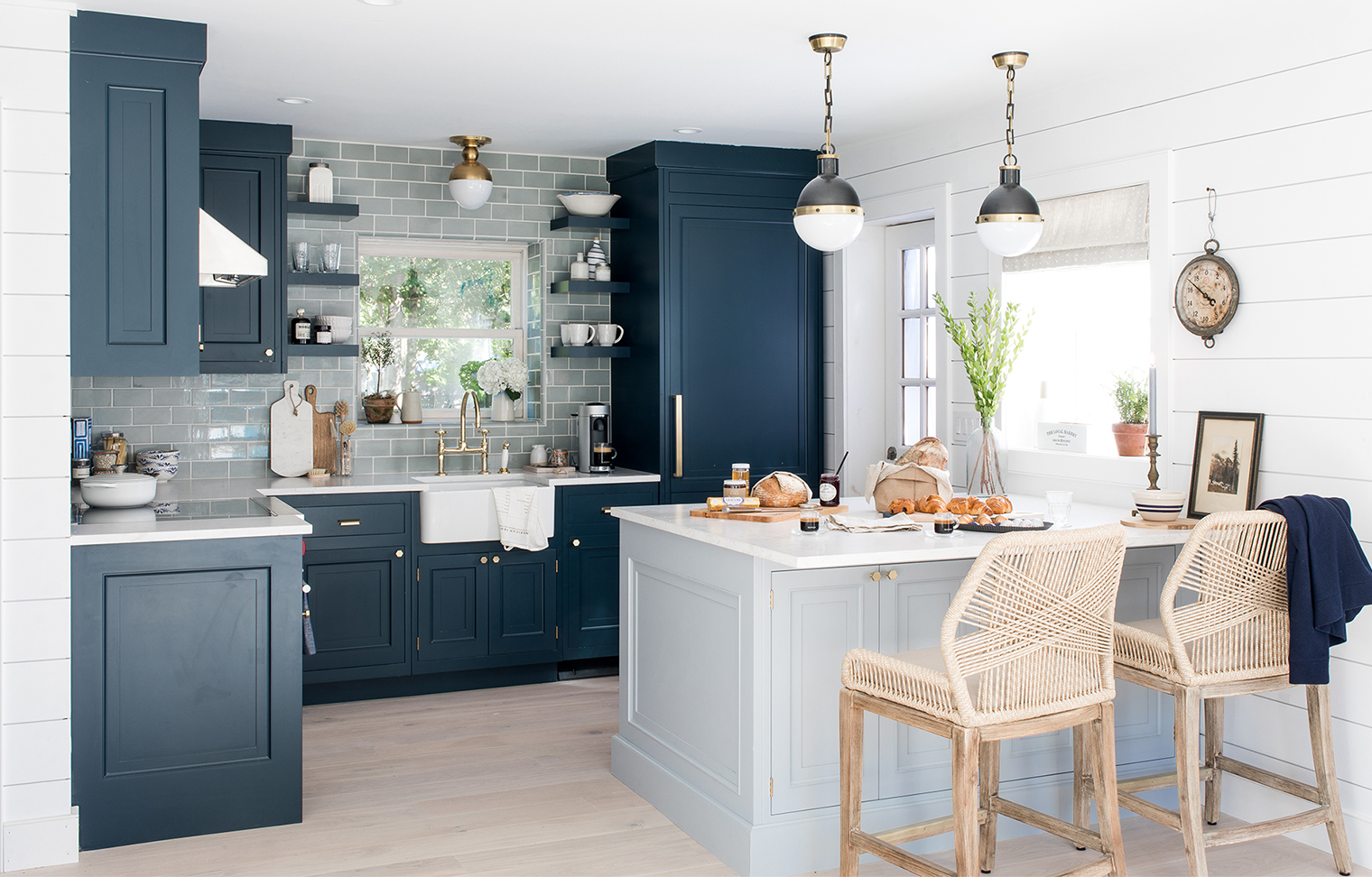 The REVEAL of our Black White and Gold Kitchen - Swoon Worthy