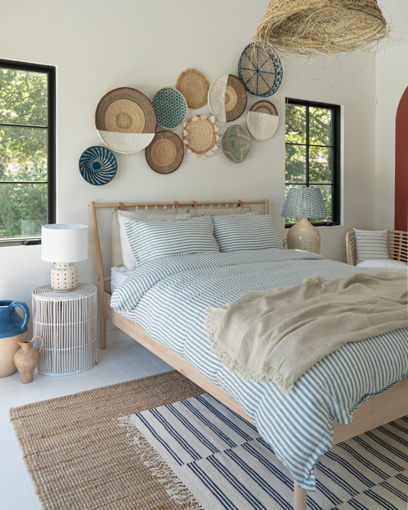 Modern mediterranean bedroom decor