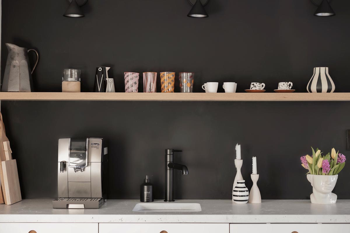 How To Create A Practical Airbnb Coffee Bar Guests Love  Coffee bar home,  Home coffee bar, Coffee bars in kitchen